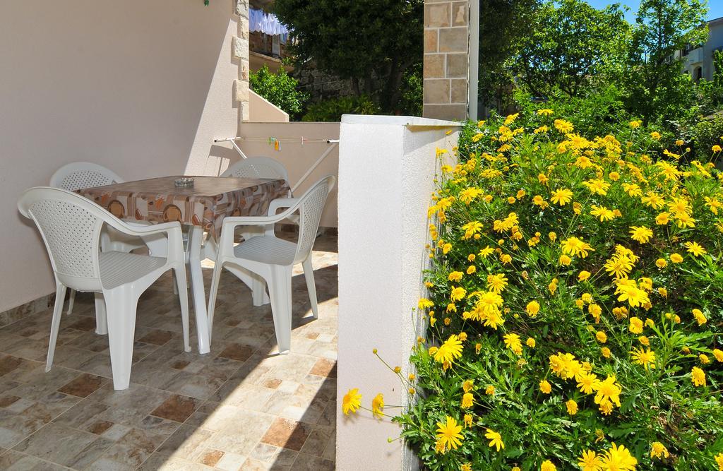 Apartments Samardzic Тиват Екстер'єр фото