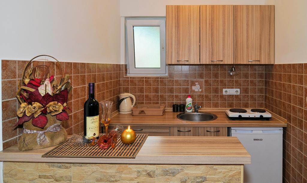 Apartments Samardzic Тиват Екстер'єр фото