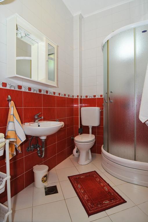 Apartments Samardzic Тиват Екстер'єр фото