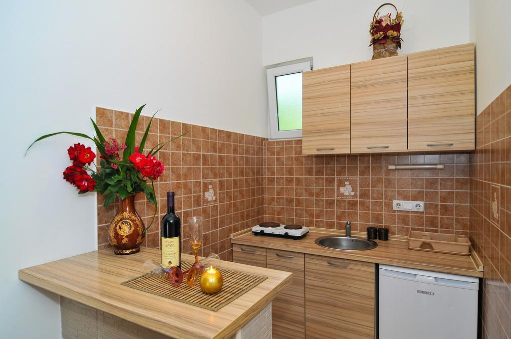 Apartments Samardzic Тиват Екстер'єр фото