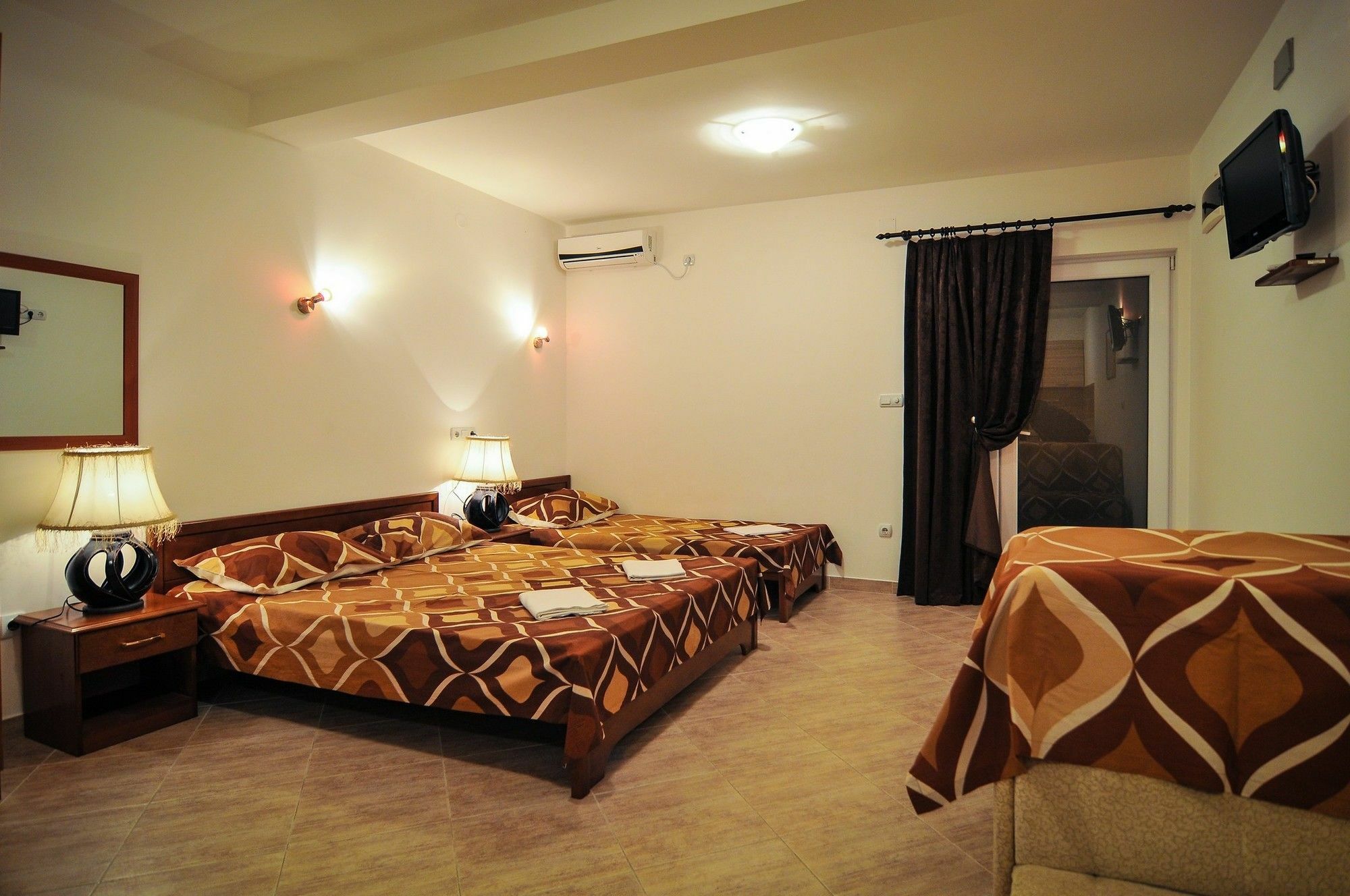 Apartments Samardzic Тиват Екстер'єр фото